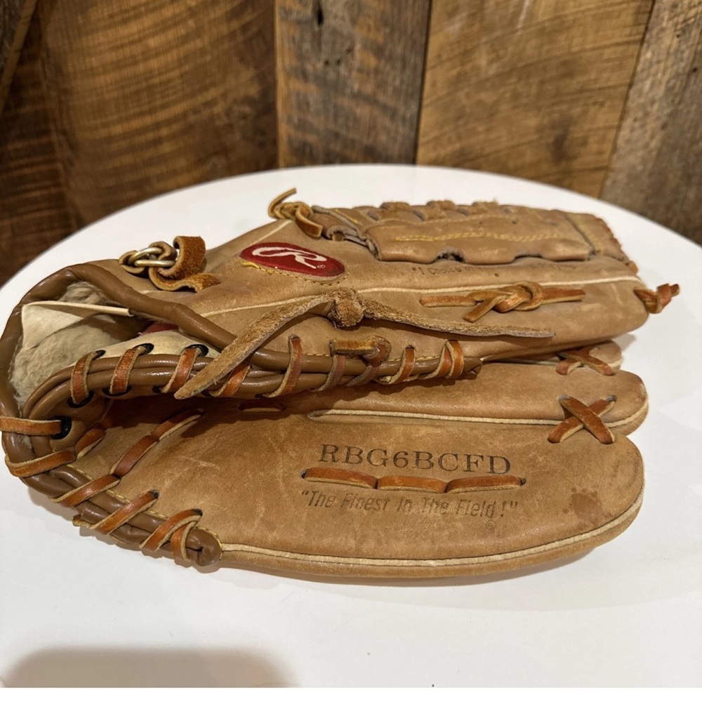 Used Rawlings RBG6BCFD BB/SB Glove RH Throw Brown 12 1/2"